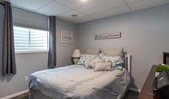 W5724 JOCHMANN Drive, Appleton, WI 54915