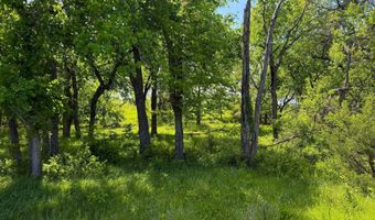 905 N 100 Rd, Baldwin City, KS 66006
