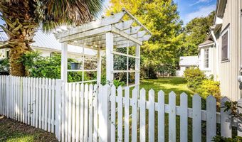 145 Saint Francis St, Biloxi, MS 39530
