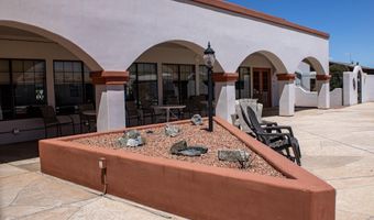 450 W SUNWEST Dr 21, Casa Grande, AZ 85122