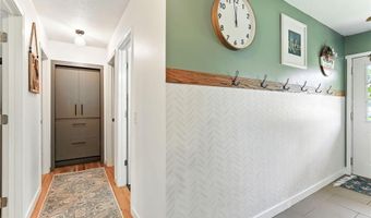 1015 Lowell Dr, Apple Valley, MN 55124