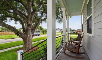1236 PERRIN Dr, Arabi, LA 70032