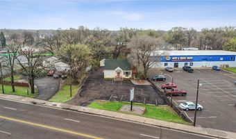 721 E River Rd, Anoka, MN 55303
