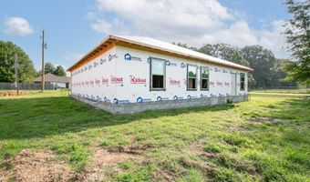 101 LLOYD HENDERSON Rd, Beebe, AR 72012