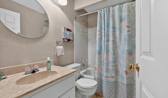 1433 Tahoe Valley Ct, Ballwin, MO 63021