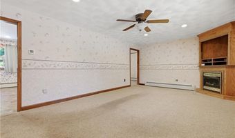 250 Whipple Ave, Burrillville, RI 02858