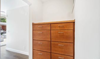 7460 Fair Oaks Dr, Amberley, OH 45237