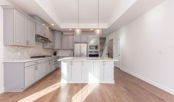 3341 Roseford Blvd, Ann Arbor, MI 48105