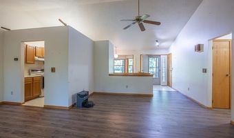 8507 Pineview Lake Dr, Argentine, MI 48451