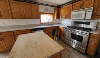 1008 Luce Rd, Calais, VT 05650