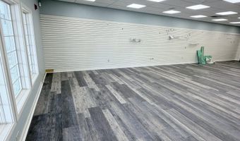 12 Main St, Center Harbor, NH 03226