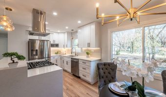 719 Webster St, Algonquin, IL 60102