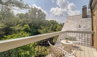 3814 N RICHMOND St, Arlington, VA 22207