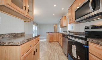 19 Parker Ave, Raymond, NH 03077