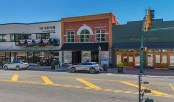 106 Broad St, Bainbridge, GA 39817