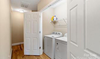 39 Curtis Miles Rd, Alexander, NC 28701