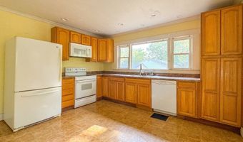 14 Brook St, Ayer, MA 01432