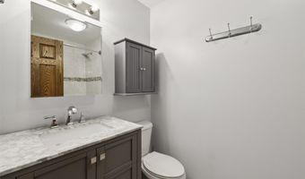 506 2nd Ave SW, Altoona, IA 50009