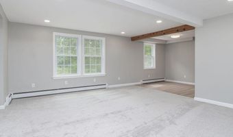 783 Hooksett Rd, Auburn, NH 03032