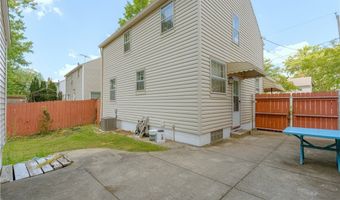 868 Davies Ave, Akron, OH 44306