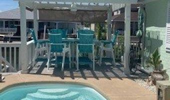 762 S Bay St, Aransas Pass, TX 78336