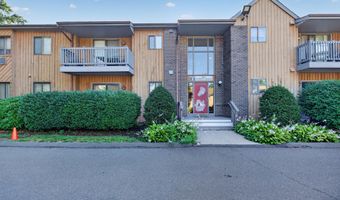 14 Riverview Dr 14, Bridgeport, CT 06604