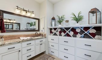 525 W HARMONY Pl, Chandler, AZ 85248