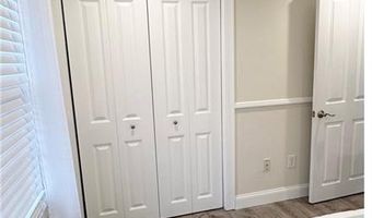 227 Thames St 1, Bristol, RI 02809