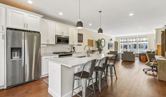 21 Brentwood Cir 21, Danbury, CT 06810