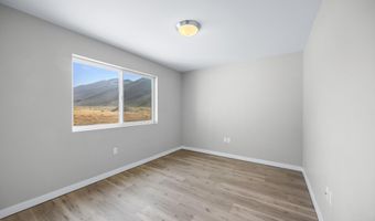 611 Rosewood Dr, Bellevue, ID 83313