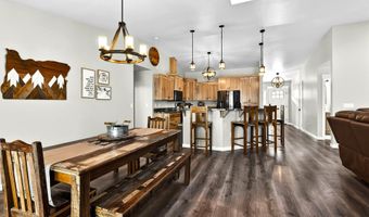91403 Marbrook Ln, Blue River, OR 97413