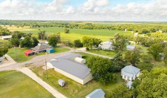 518 3rd Ave, Alton, KS 67623