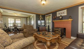183 CR 4309, De Kalb, TX 75559