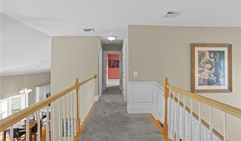 18 Quail Ridge Rd, Cranston, RI 02921