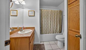 1011 Canyon Park Dr, Ashland, OR 97520