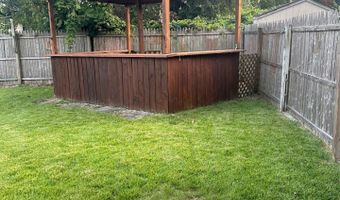 208 Halliard Ave, Beachwood, NJ 08722