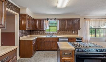 922 Highway 39, Athens, TN 37303