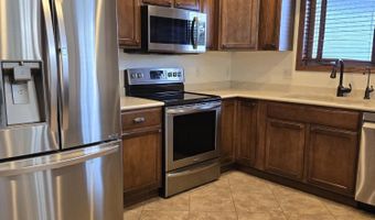 212 S Augusta Ave, Brandon, SD 57005