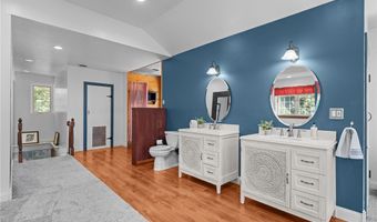 168 Castle Blvd, Akron, OH 44313