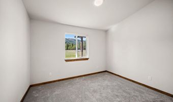 55 Flattery Ln, Blanchard, ID 83804