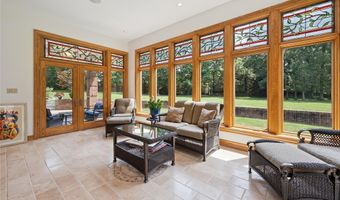 1653 Chapel Ridge Ln, Adams Twp., PA 16046