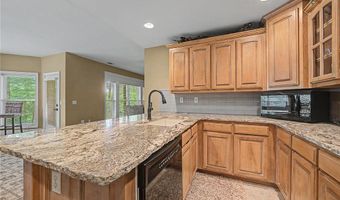 219 Ridgefield St, Bentonville, AR 72712