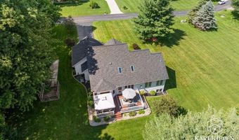 8150 Country Pine Dr SE, Alto, MI 49302