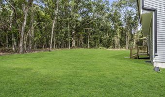 70 Seurat St, Barnegat, NJ 08005