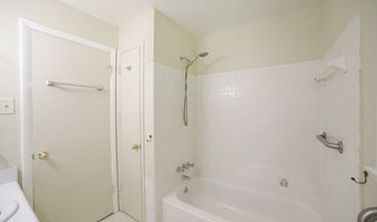 160-162 Jockey Clb, Athens, GA 30605