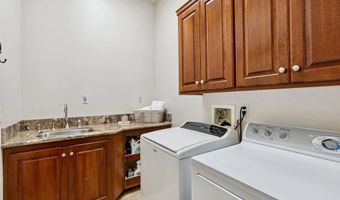 2532 Douglaston Gln, Escondido, CA 92026