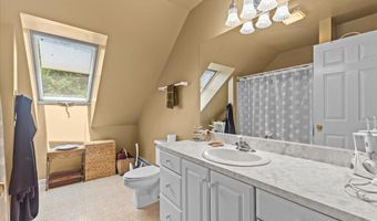 30 Eastman Farm Rd 30, Burlington, VT 05408