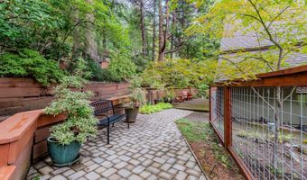 355 Granite St, Ashland, OR 97520