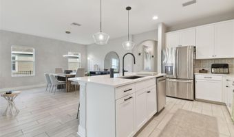 5424 SILVER SUN Dr, Apollo Beach, FL 33572
