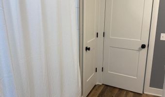 6345 Bullfrog, Bascom, FL 32423